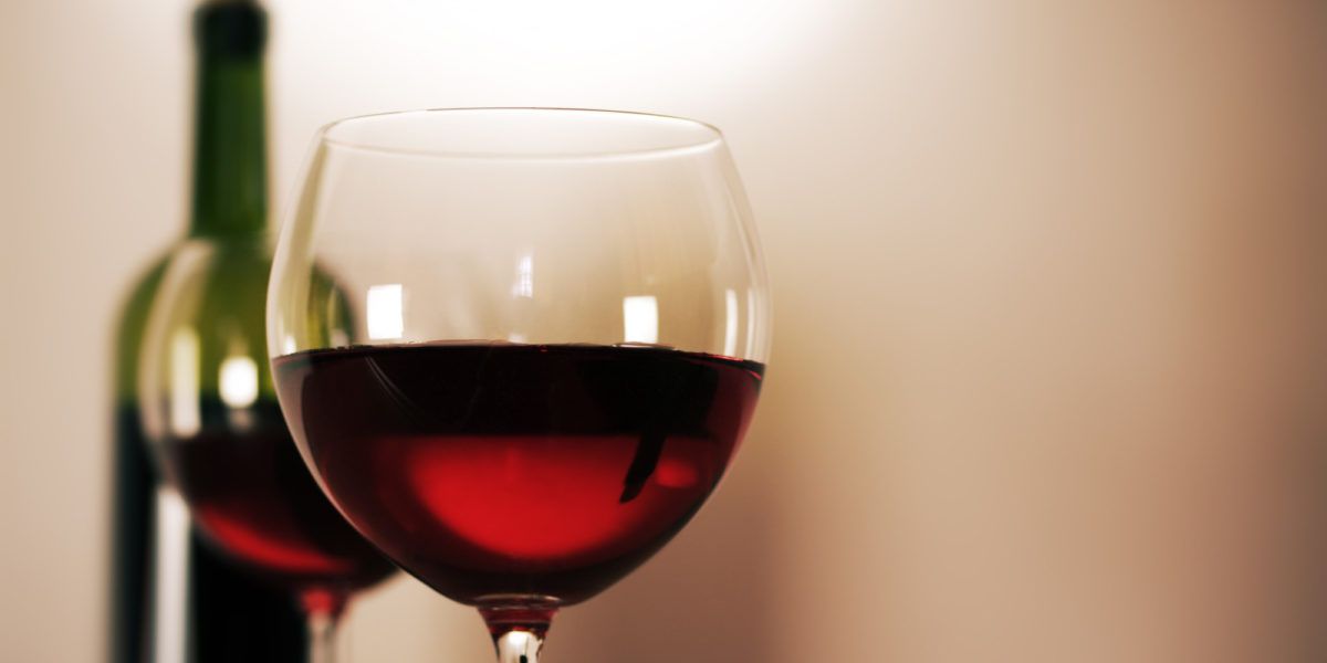 Il vino fa bene alla dieta