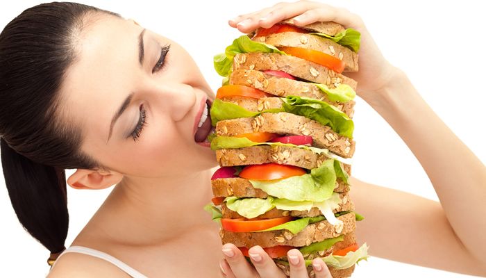 Mangiare sano e dimagrire: il caso del clean eating