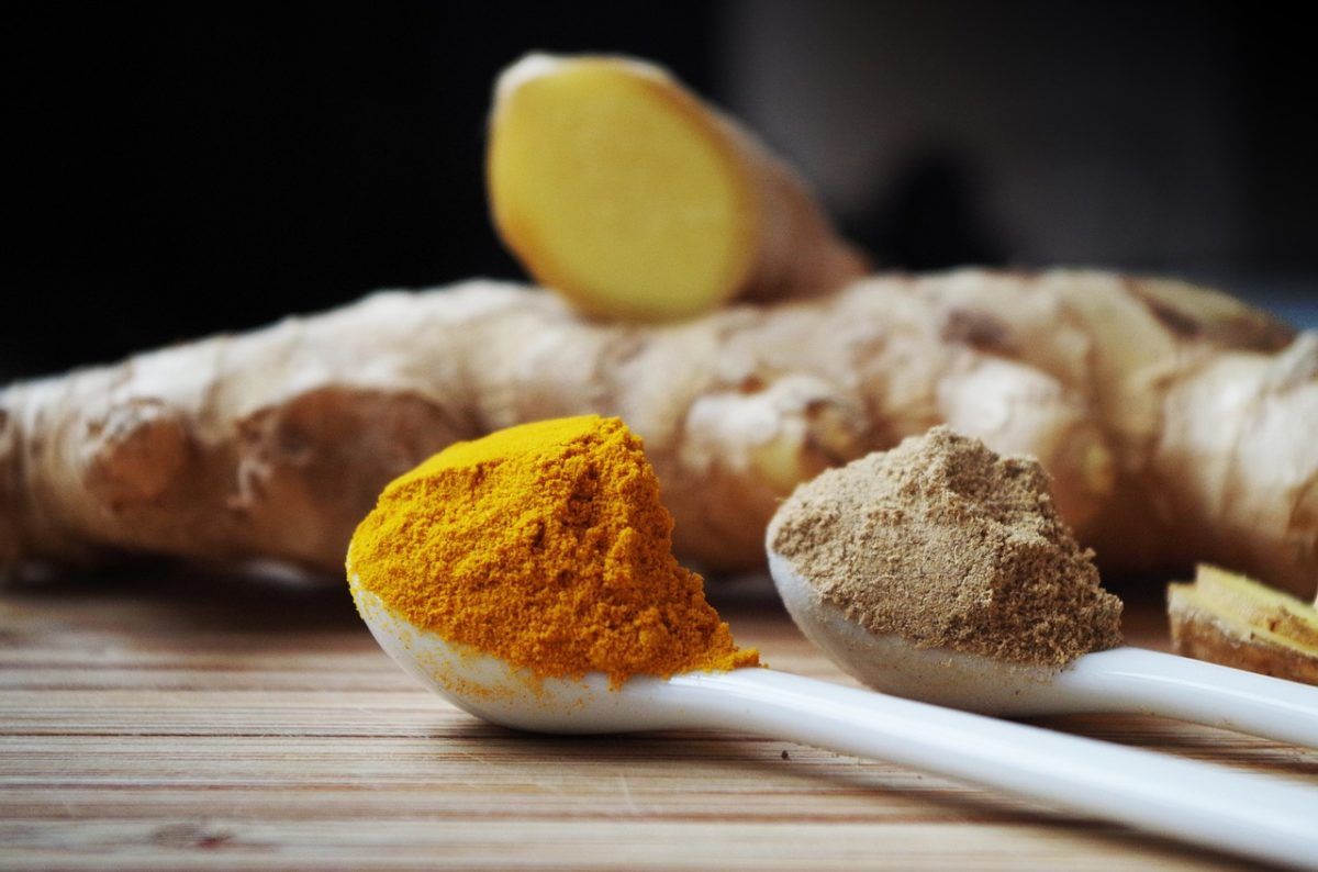 Come utilizzare la curcuma in polvere