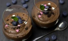 mousse di cioccolato allavocado la ricetta estiva