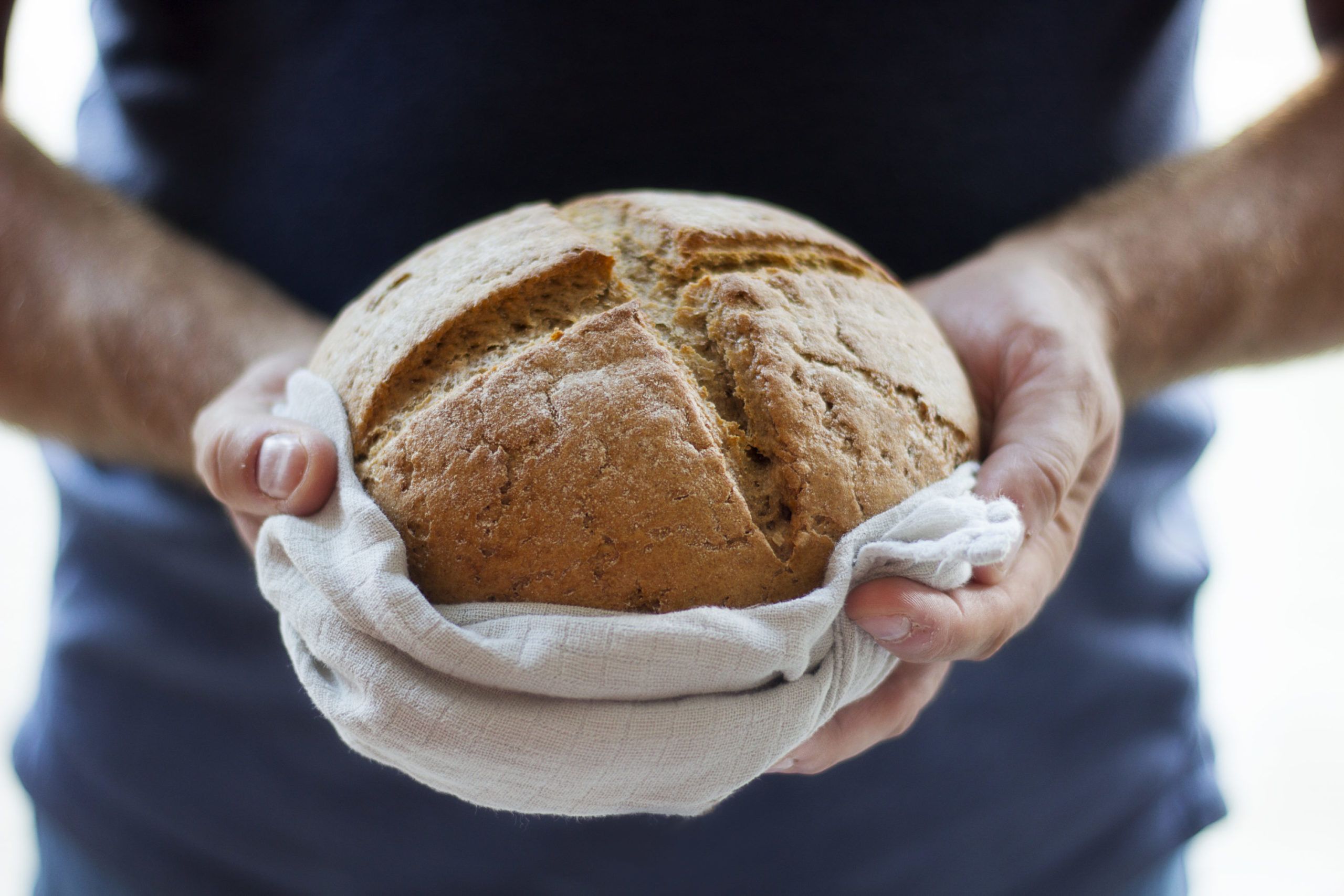 8 ricette facilissime per fare in casa dolci, pane e sformati