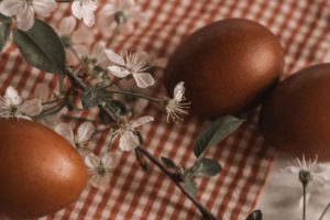 La dieta dopo le feste di Pasqua con uova e colomba