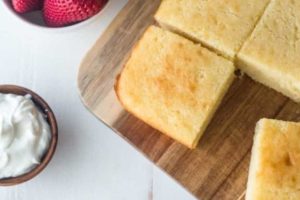 Torta ipocalorica per colazione al semolino