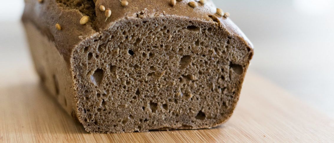 pane di segale colazione