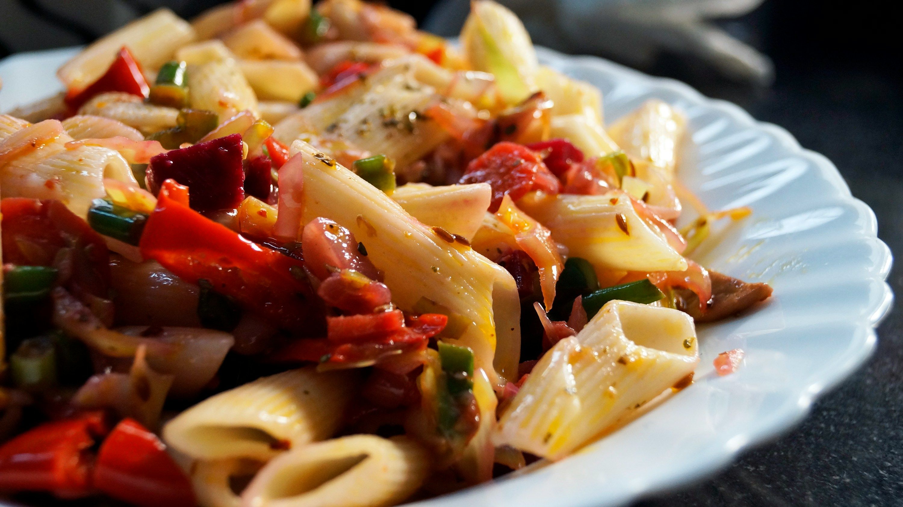 Tre ricette di insalate di pasta per le tue pause pranzo