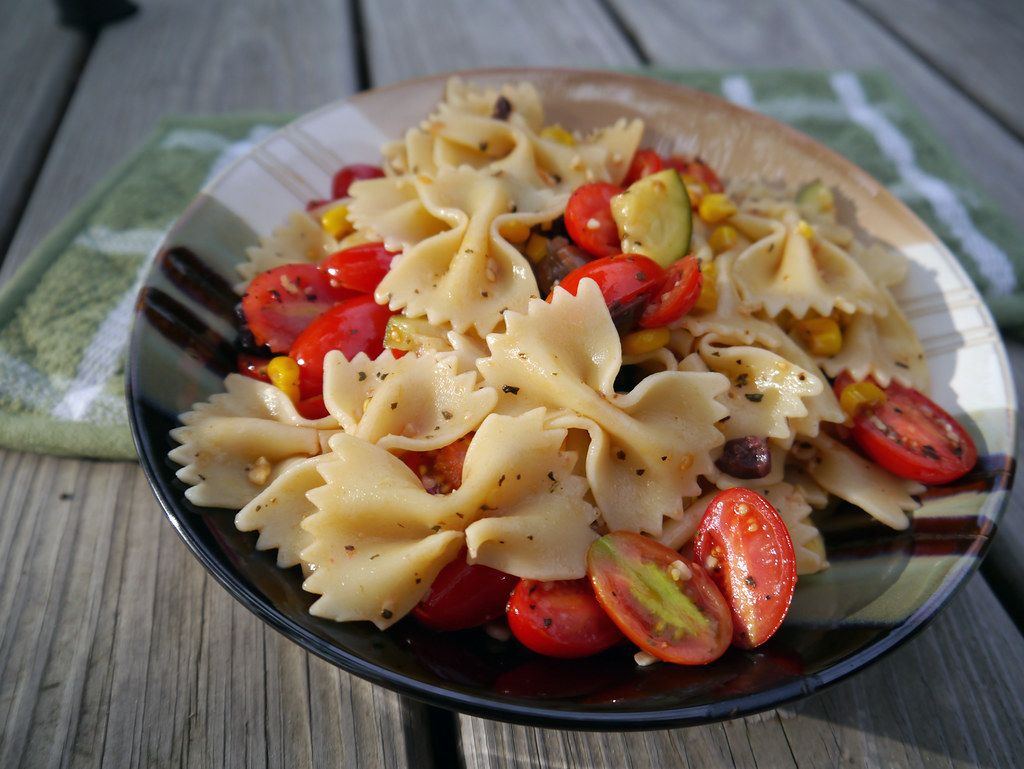 pasta con pomodori e peperoni