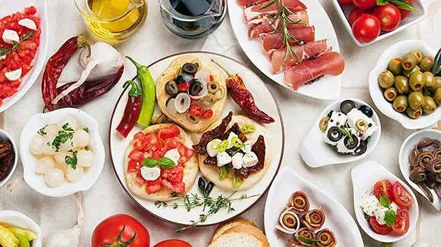 Dieta dimagrante mediterranea contro l’obesità?