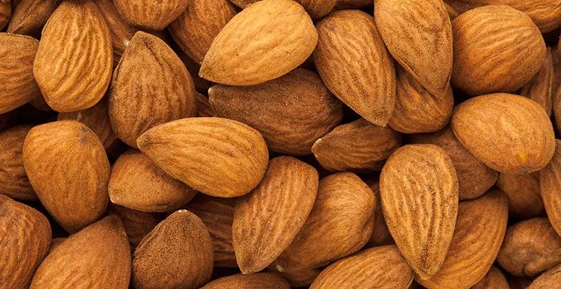 Le mandorle aiutano a perdere peso?