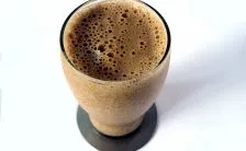 frullato proteico al cacao senza proteine in polvere