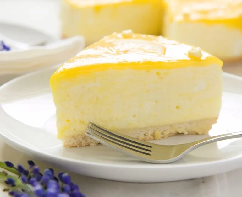 La cheesecake al limone low-carb