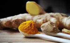 come utilizzare la curcuma in polvere