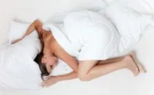 mangiare prima di dormire fa ingrassare