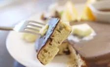 porridge e pancake a colazione con lavena aromatizzata