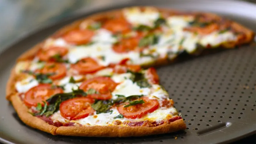 La pizza margherita low carb