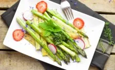 i cibi disintossicanti da provare in primavera