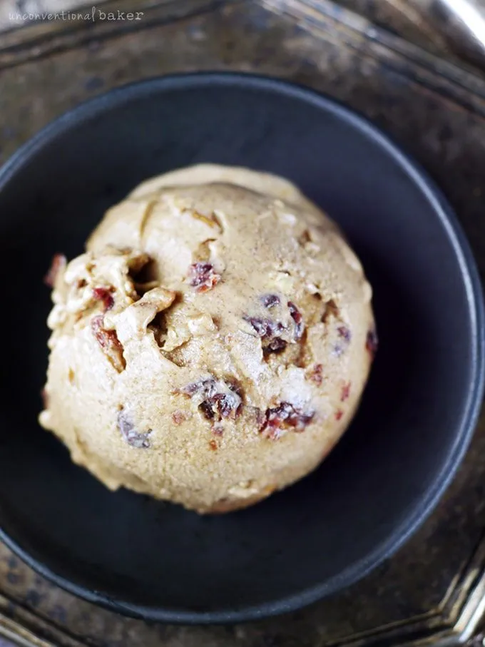 Il gelato vegano vaniglia e mandorle senza gelatiera