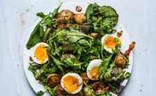 piatti unici leggeri con le insalate whole 30