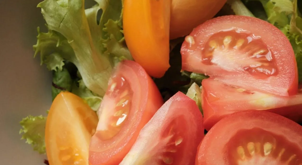 insalata-pomodori-dieta pomodori insalata